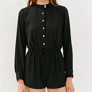 Long sleeve buttoned black romper